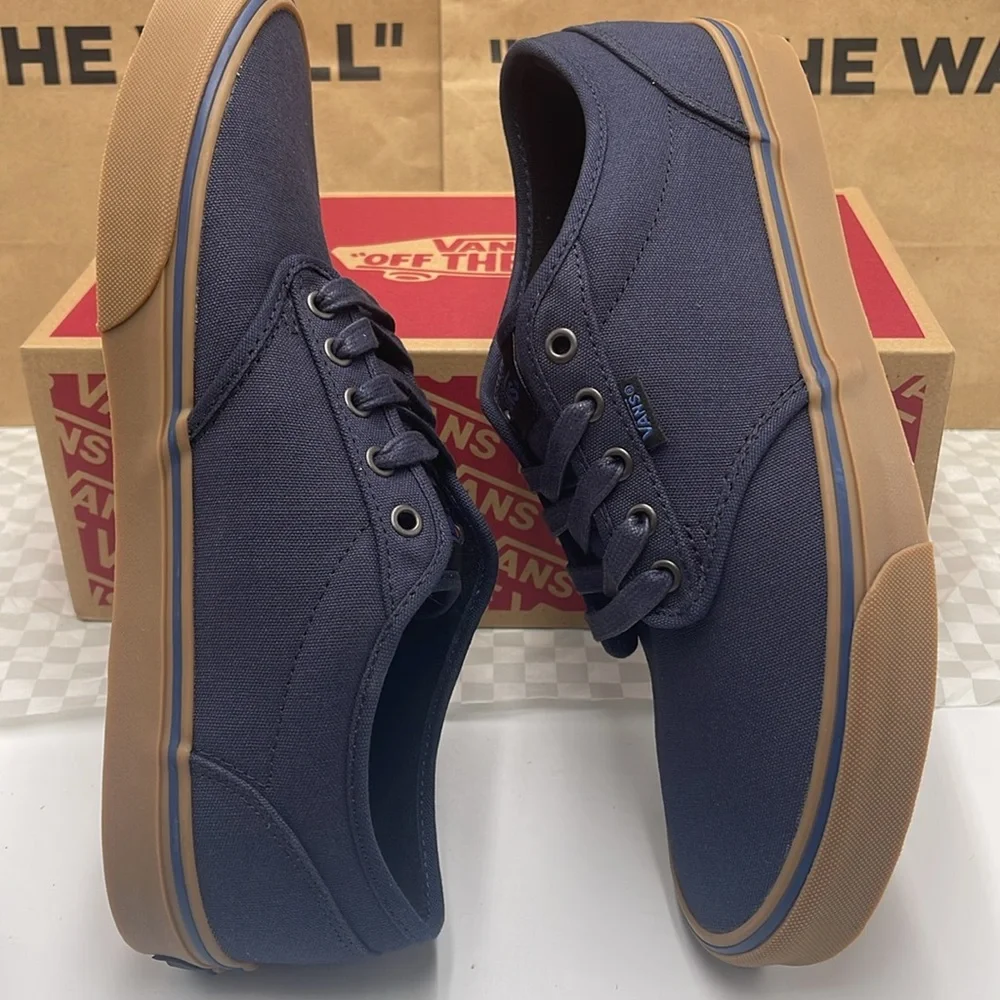 Vans WMNS Blue Brown Sneakers Classic Style Style Atwood (12 Oz Canvas)Navy/Gum